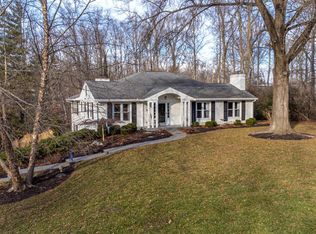 8190 S Clippinger Dr, Cincinnati, OH 45243