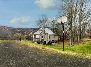 2026 Artemis Dr, Cortland, NY 13045