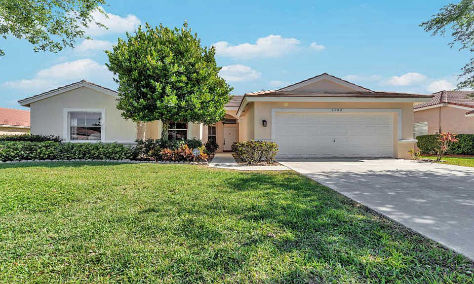 1st image of 5282 Oakmont Village Cir