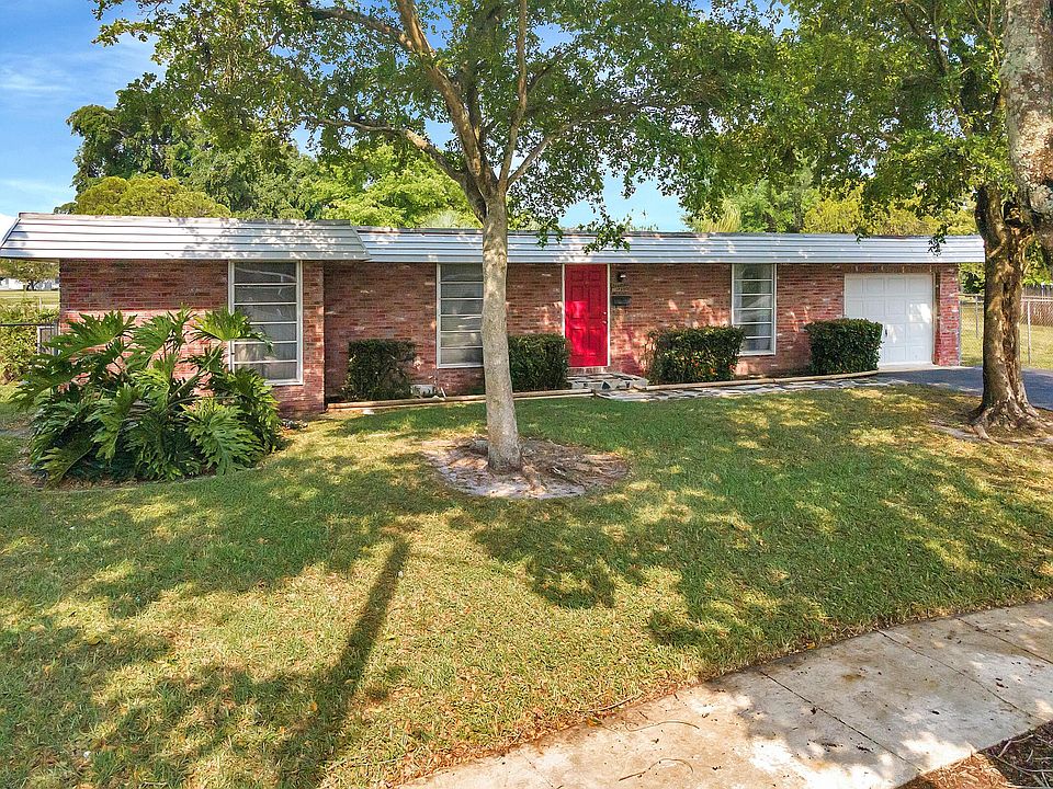 1st image of 6801 NW 80th Ct
