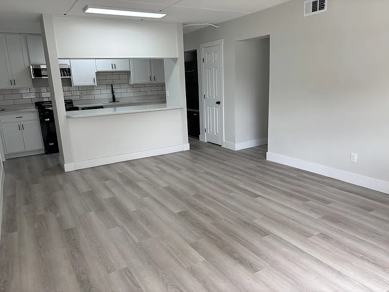 321 Johnson Ave — Photo 29