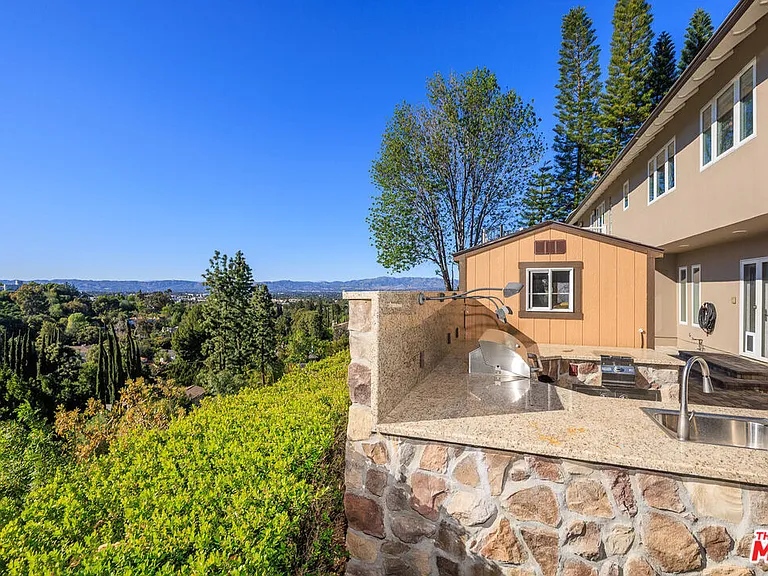 17108 Oak View Dr — Photo 50