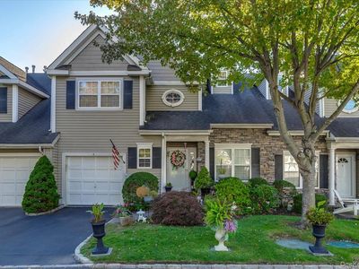 8 Scarborough Drive, Smithtown, NY, 11787