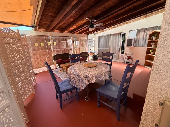 21313 San Miguel St, Woodland Hills, CA 91364