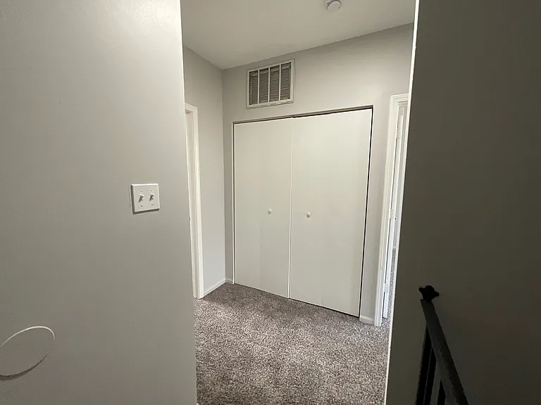 4631 S Lake Park — Photo 7