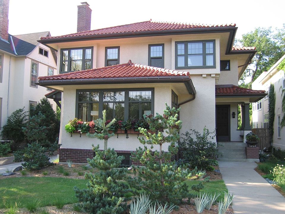 Stunning Kenwood Renovation!