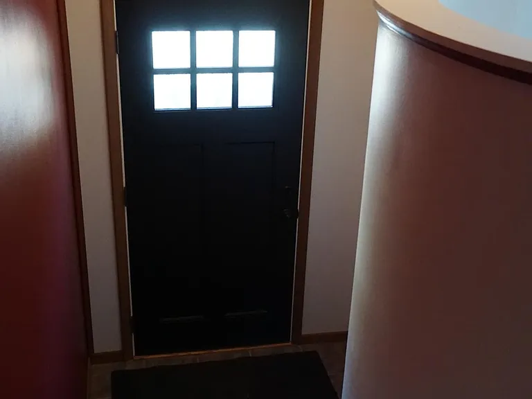 Entryway stairs