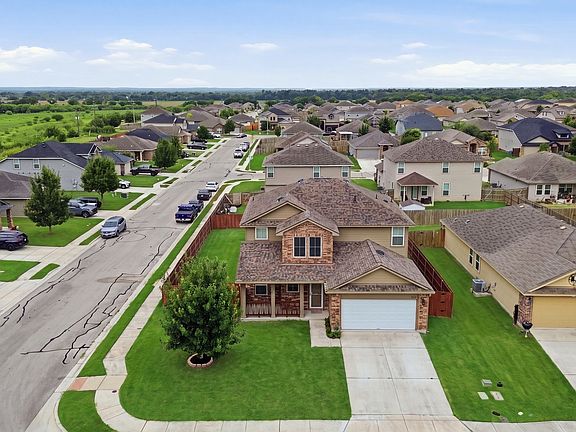 4th image of 1649 W Nolte Farms