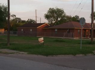 892 N 5th St, Raymondville, TX 78580