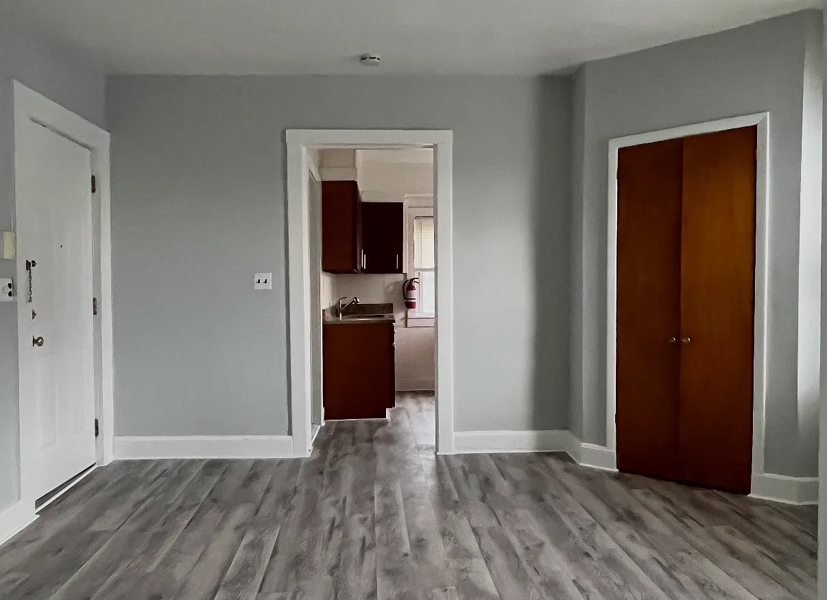 2 bed, $2,350 — Photo 1
