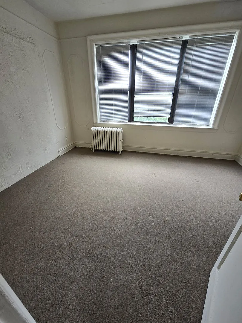140 - Gautier Avenue Realty Assoc Lp — Photo 3