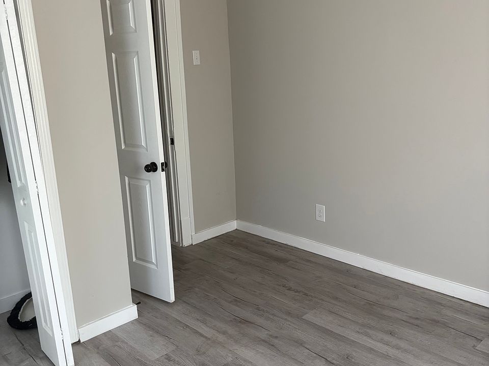 1st image of 1027 Brown St #1