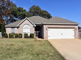 4015 Crestside Dr, Alexander, AR 72002