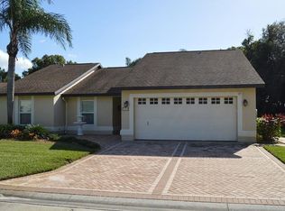 1800 Glen Lakes Blvd N, Saint Petersburg, FL 33702
