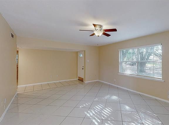 5th image of 1443 Everglades Dr