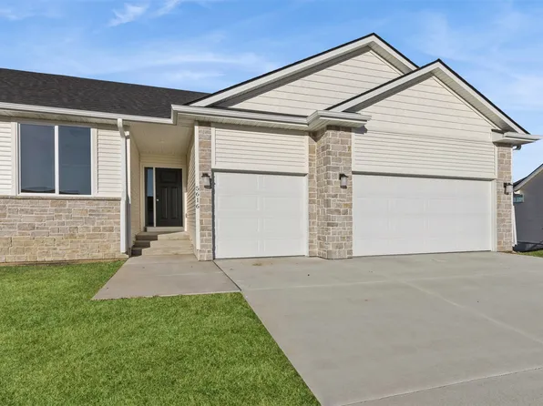 5616 NE Creek Ridge Dr, Ankeny, IA 50021