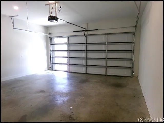 73 Tournay Cir — Photo 23
