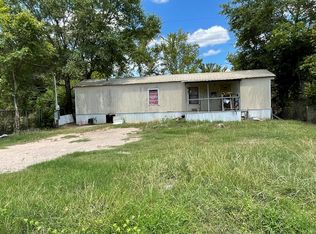 536 W 2nd St, Groveton, TX 75845