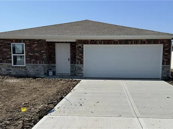 37827 W 207th Ter, Edgerton, KS 66021