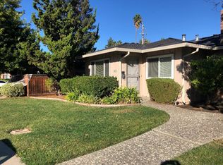 906 Suntree Ct, Sunnyvale, CA 94086