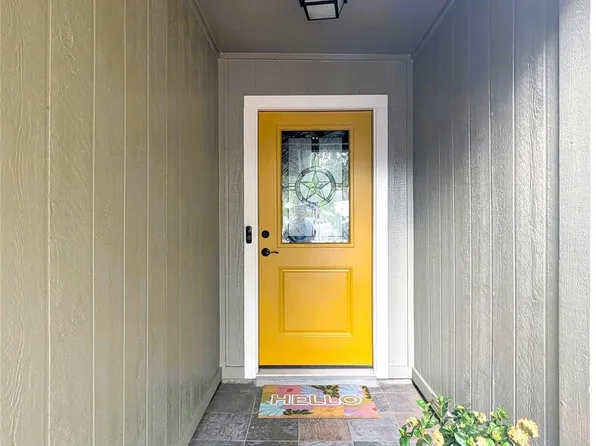 2423 Village Walk, Austin, TX 78744
