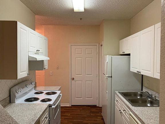 4th image of 18001 Richmond Place Dr APT 120