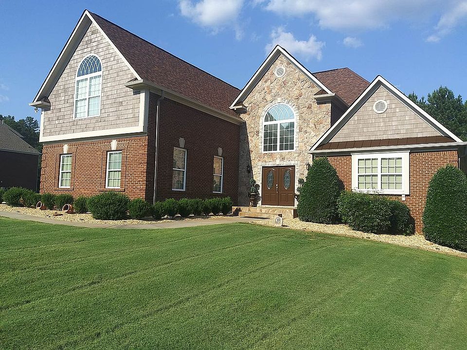 2nd image of 1305 Nickel Oak Bnd