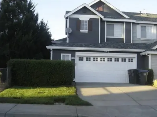 236 Redstone Cir, Suisun City, CA 94585