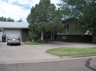 113 Willow Valley Dr, Lamar, CO 81052
