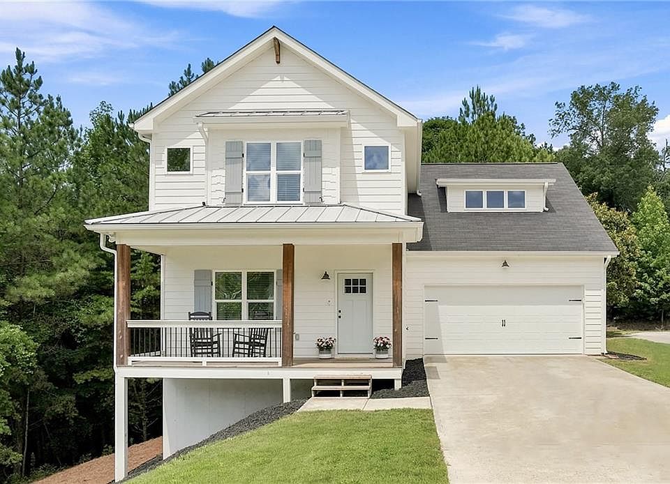 1st image of 219 Harris Ct