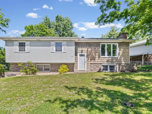 144 Crescent Dr, Jefferson City, MO 65109
