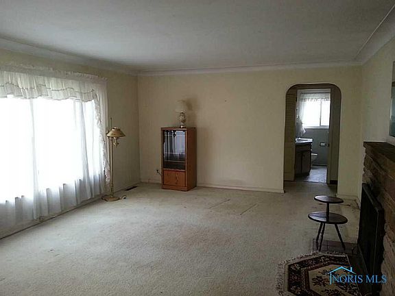 4th image of 4156 Arnelle Dr