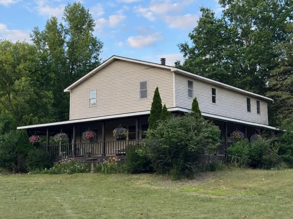 49300 Arkona Rd, Belleville, MI 48111