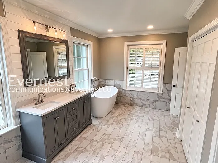 109 Mayfair Rd — Photo 9