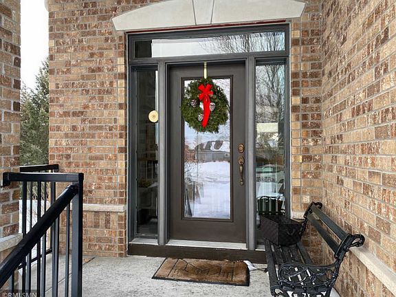 3rd image of 44 Eagles Nest Cir