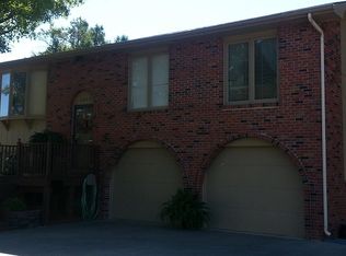 1019 N 19th St, Beatrice, NE 68310