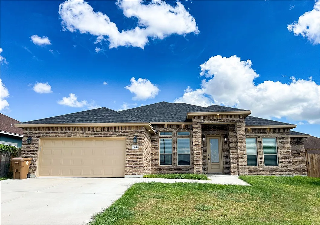 4 bed, 3.0 bath, 2333 sqft, $2,500 — Photo 1