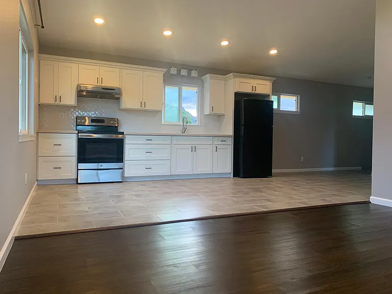 Ululani St — Photo 1