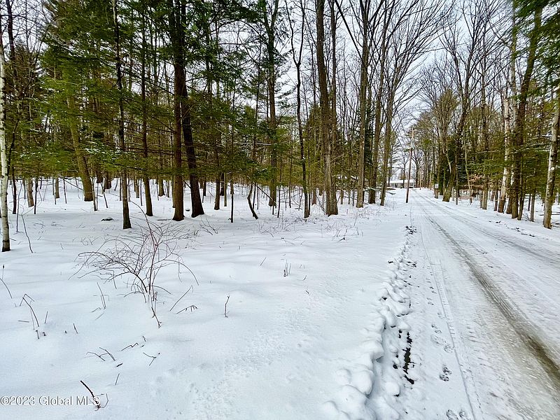 2nd image of 24 Lady Slipper Lane