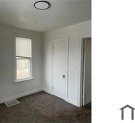 488 W Muskegon Ave #1 — Photo 1