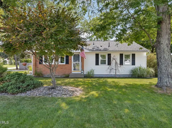 136 Kenwood Avenue, Delmar, NY 12054