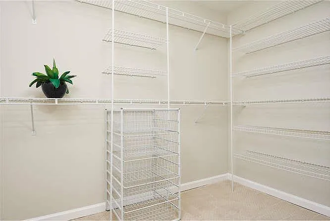 5325 Silver Point Way — Photo 13