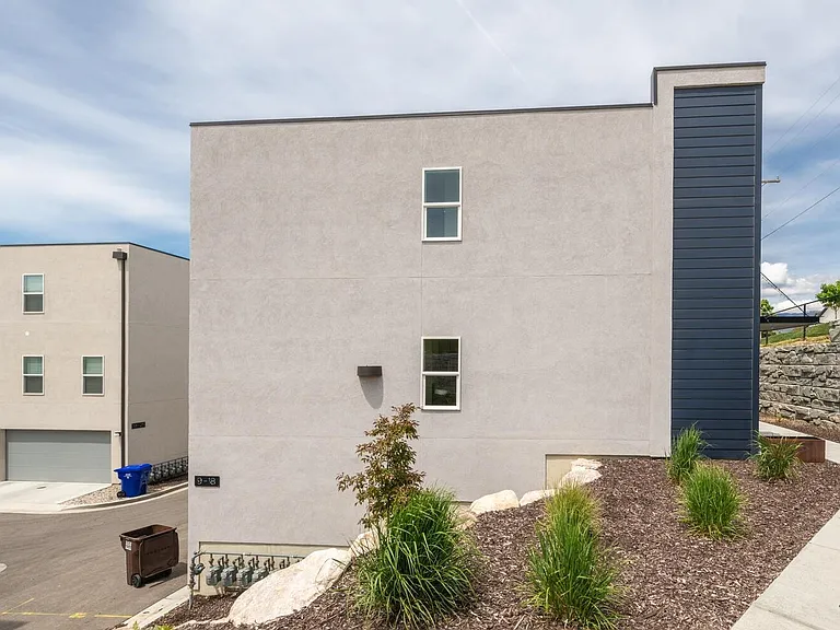 620 N Orchard Dr #9 — Photo 23