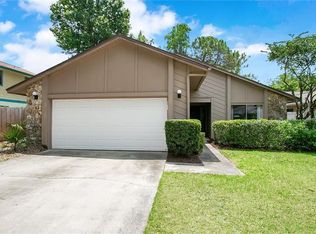 7926 Autumn Wood Dr, Orlando, FL 32825