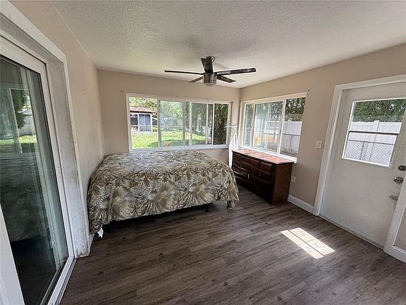 3rd image of 5030 Doefield Ln