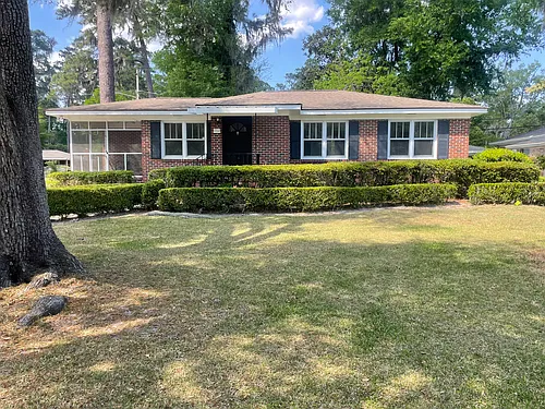 702 Lee Blvd Photo 1