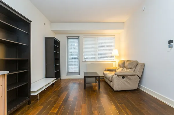 Rented by MNS | media 51