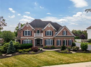40 Crest Blvd, Easton, PA