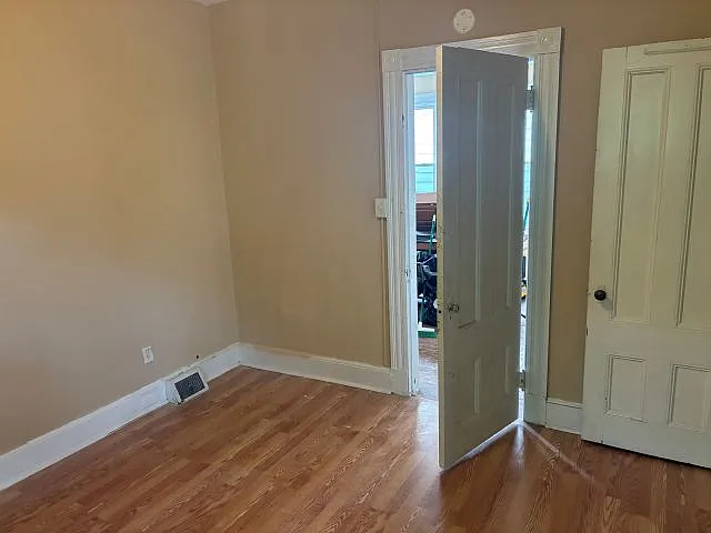 2 bed, 1209 sqft, $1,695 — Photo 4