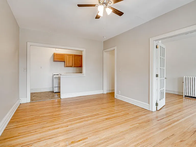Garfield Court Apartments — Photo 38